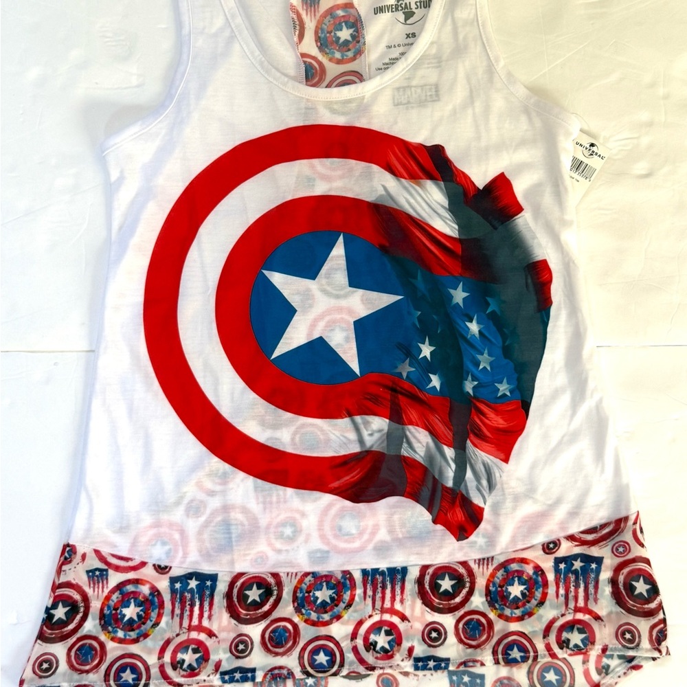 NWT Women’s Universal Studios Marvel Captain America Razorback Vest Size XS